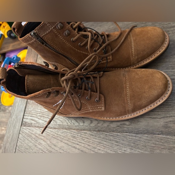 Nwt Frye Russell boots FR41606 –Tan Leather Boots Mens 8 Lace Up Stylish Durable - Picture 2 of 5